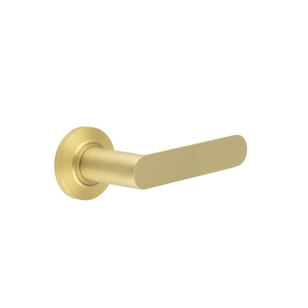 KENSINGTON LEVER HANDLE ON ROSE - (7 ROSE OPTIONS)